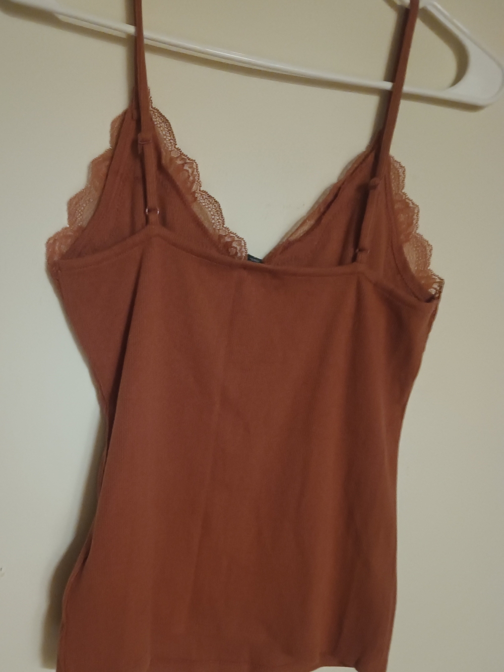 EXPRESS FITTED CAMISOLE - Picture 2 of 3